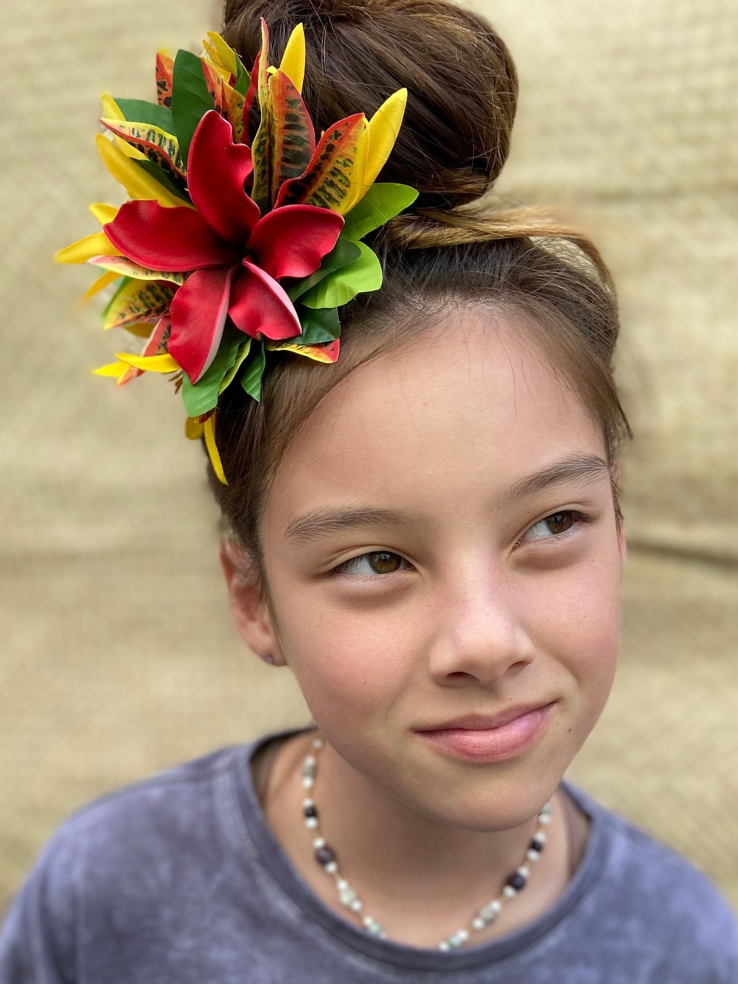 Ruffled Hawaiian Plumeria Hair Clip Tahitian Headdress Costume Aparima Ahuroa Statement Piece Croton Maile Floral Artificial Ti Leaf Hairpin