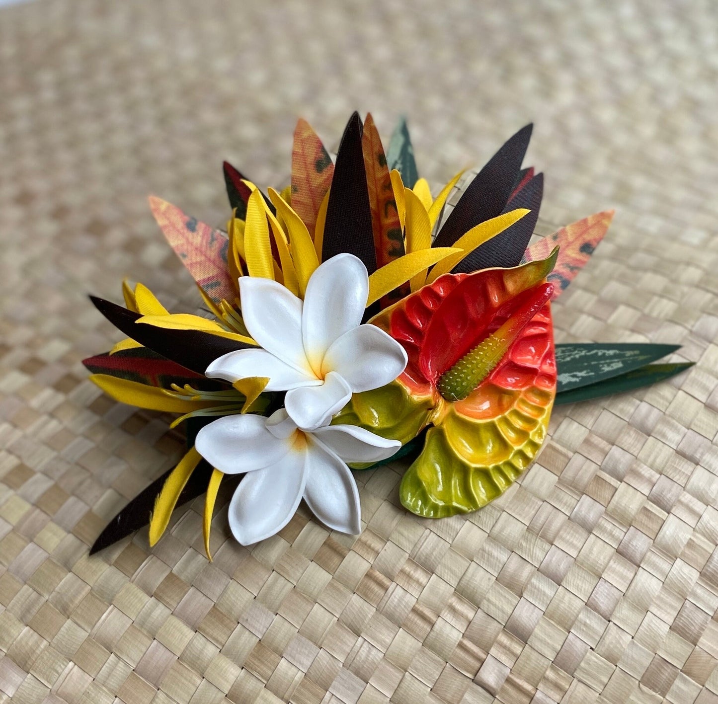 Royal Sunset Anthurium Hair Clip Tahitian Headdress Costume for Aparima Ahuroa Hula Statement Piece Bridal Plumeria Fascinator Hair Pin
