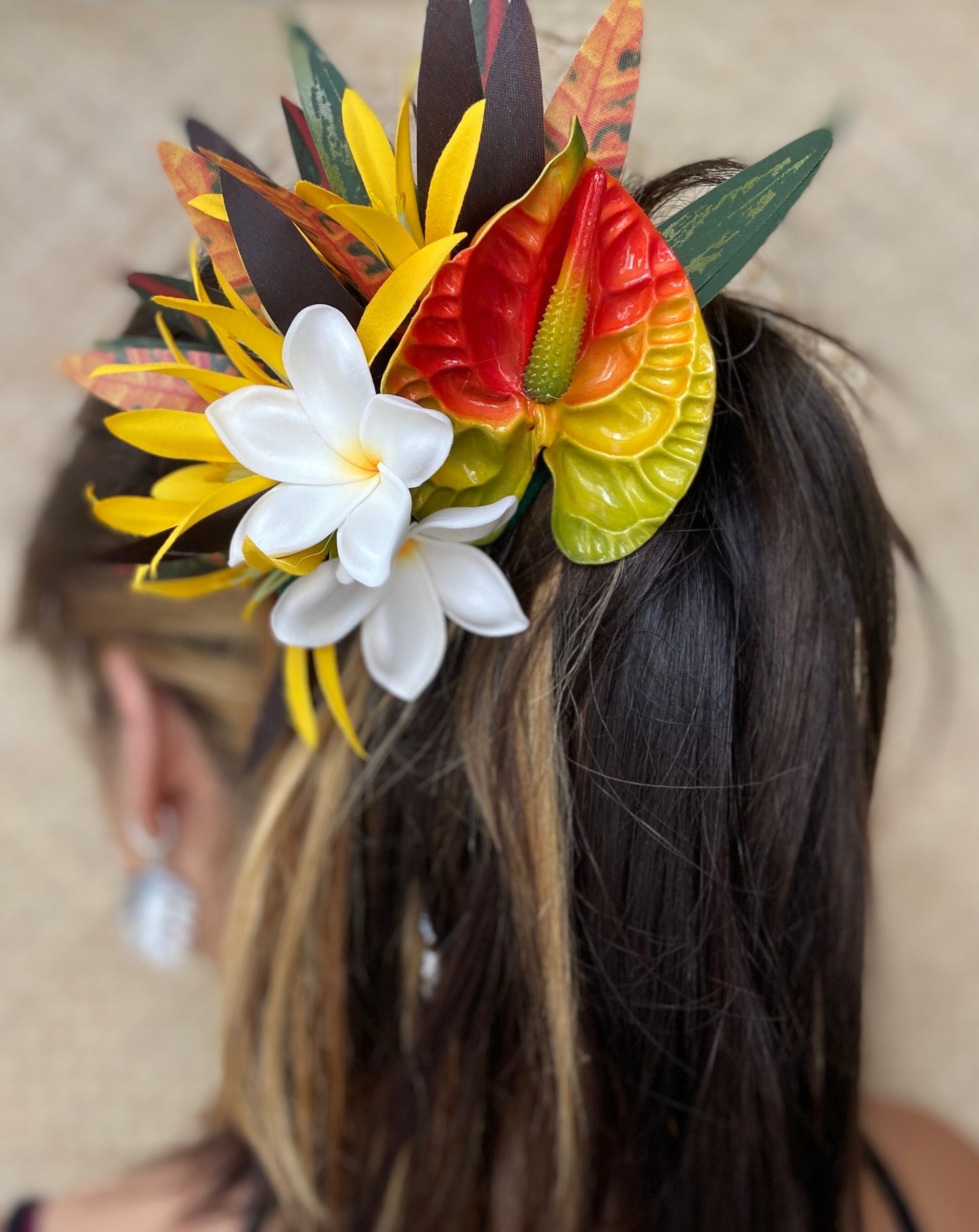 Royal Sunset Anthurium Hair Clip Tahitian Headdress Costume for Aparima Ahuroa Hula Statement Piece Bridal Plumeria Fascinator Hair Pin