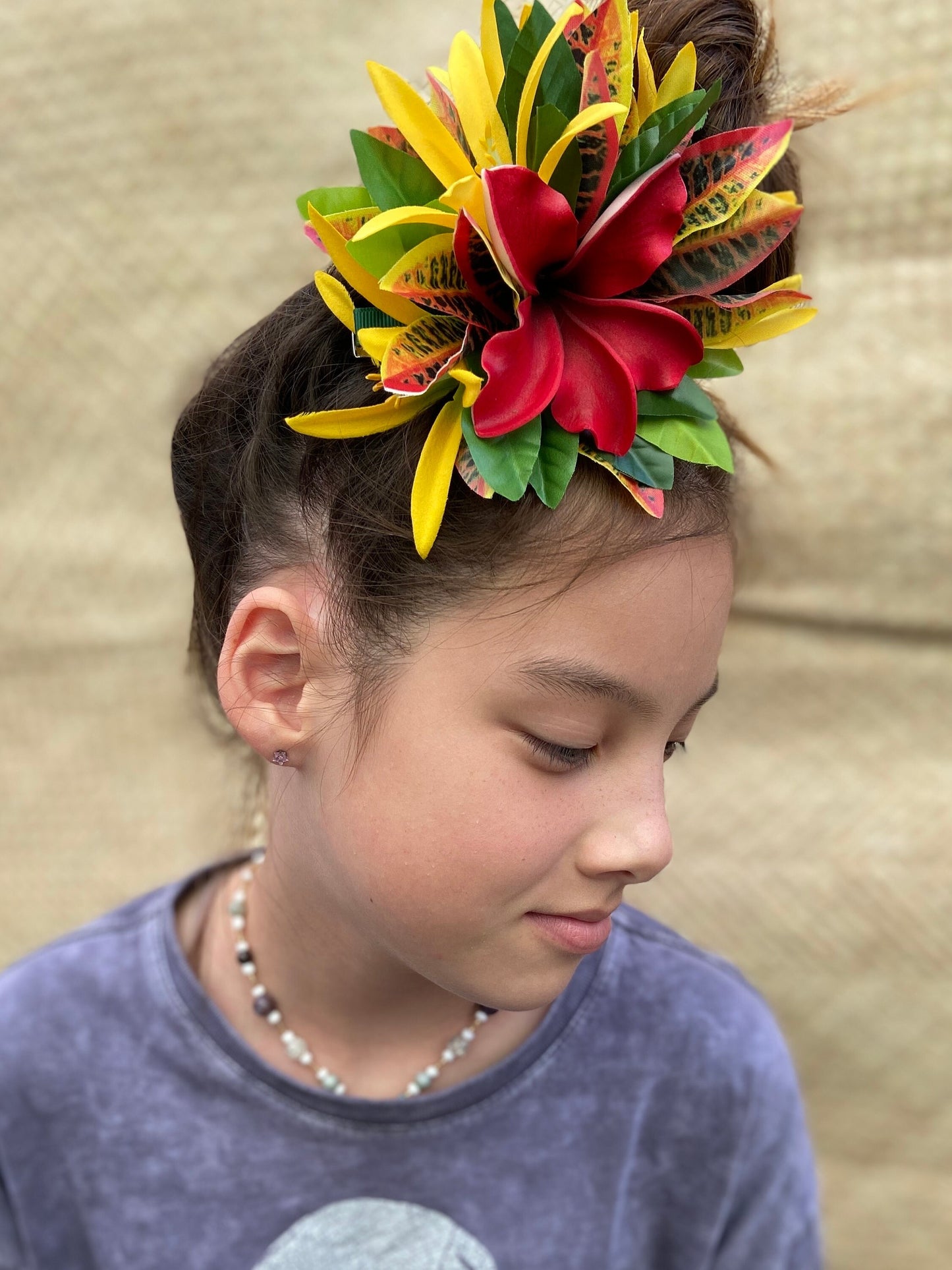 Ruffled Hawaiian Plumeria Hair Clip Tahitian Headdress Costume Aparima Ahuroa Statement Piece Croton Maile Floral Artificial Ti Leaf Hairpin
