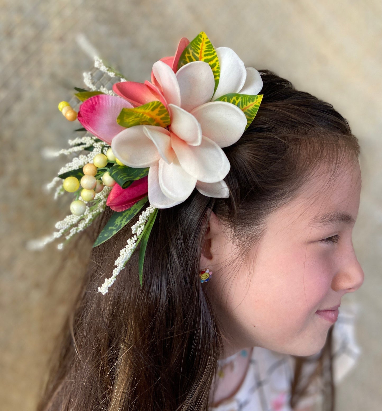 Hawaiian Plumeria Tulip Pixie Bride Graduation Hair Clip Tahitian Aparima Ahuroa Statement Piece Bridal Artificial Ti Leaf Hair Pin