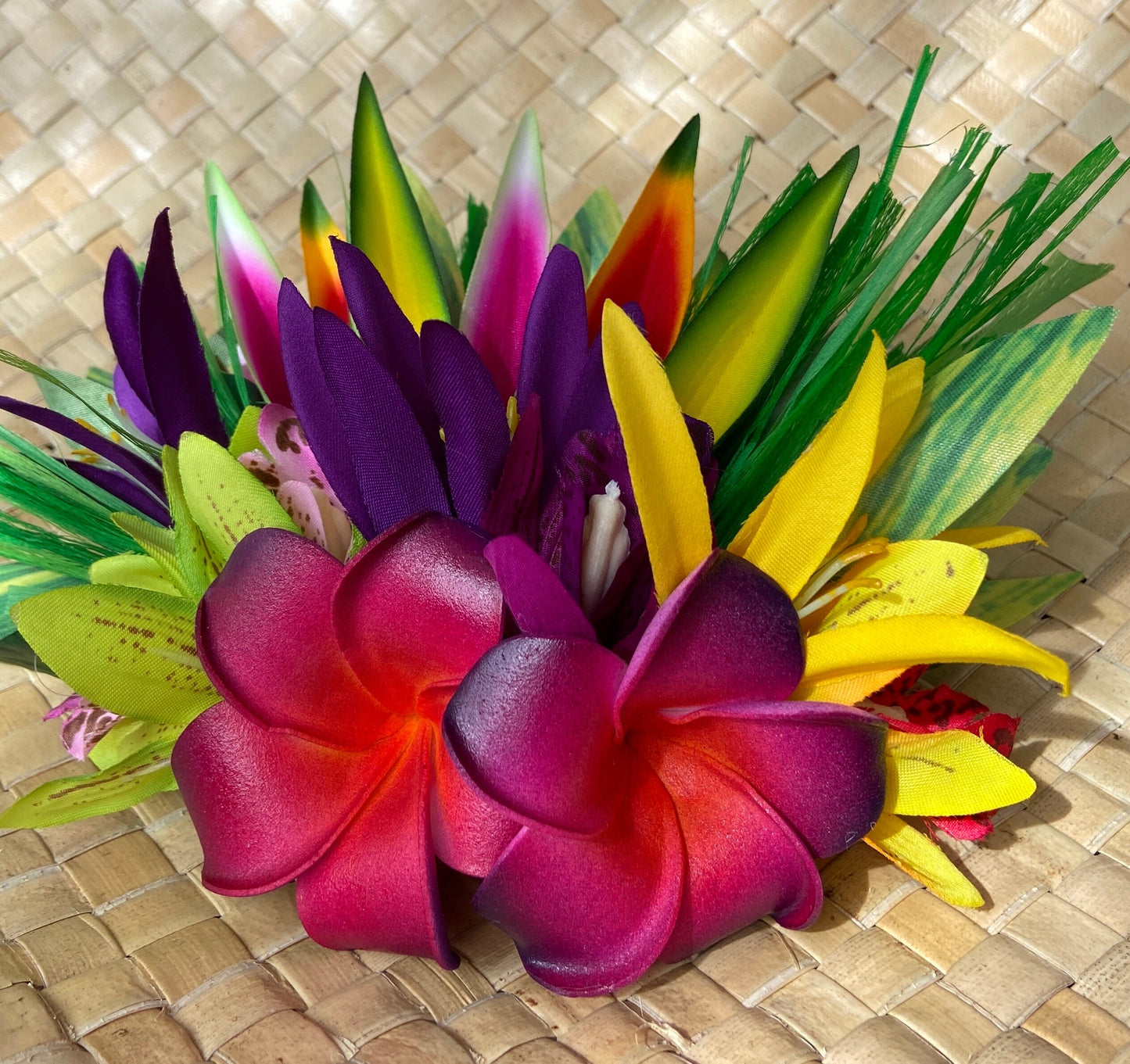 Polynesian Plumeria Hair Clip Tahitian Headdress Costume for Aparima Ahuroa Hula Statement Piece Bridal Heliconia Orchid Fascinator Hair Pin