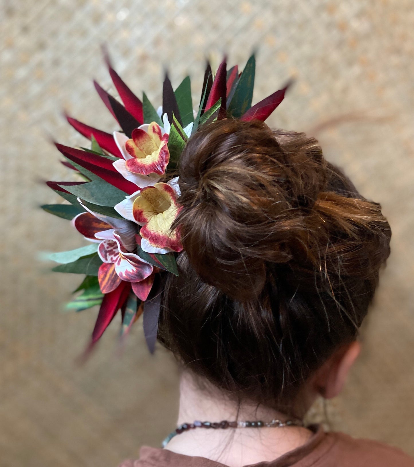 Hawaiian Queen Orchid Hair Clip Tahitian Headdress Costume Aparima Ahuroa Statement Piece Bird of Paradise Floral Artificial Ti Leaf Hairpin