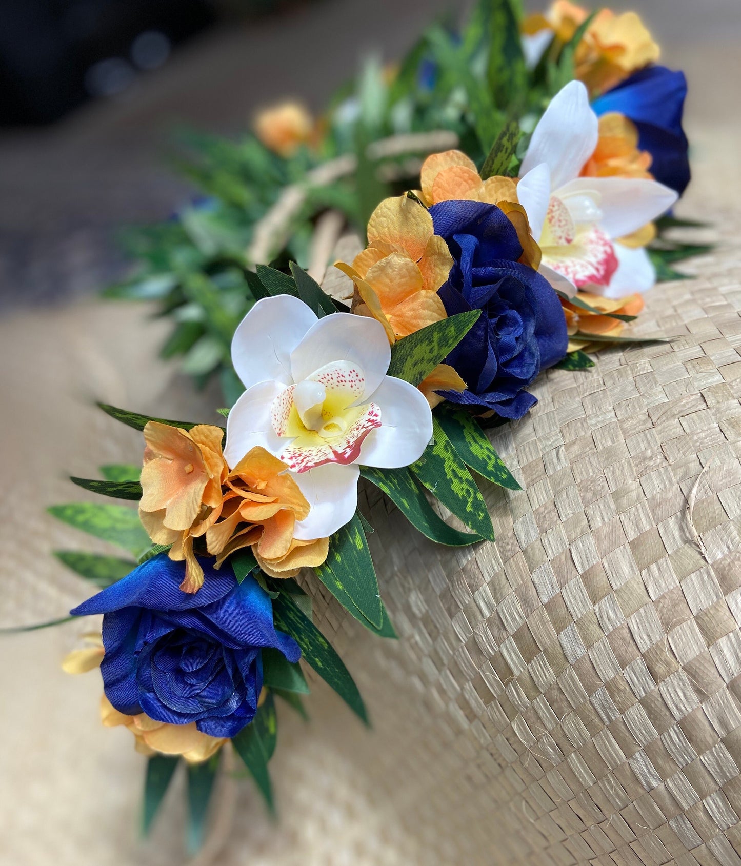 Graduation Lei Po'o Premium Flower Crown University of California Blue & Gold