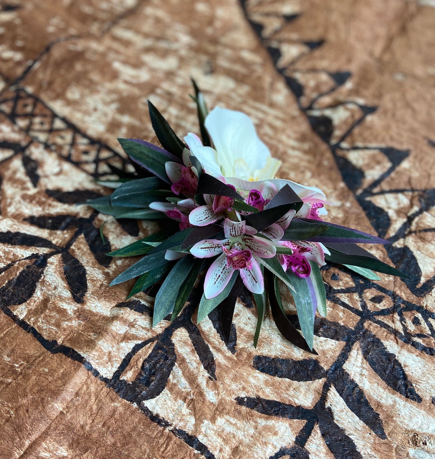 Hawaiian Flower Hair Clip Tahitian Costume Accessories Orchids & Heliconia Artificial Ti Leaf Tropical Hairpin for Aparima Ahuroa Otea Solo