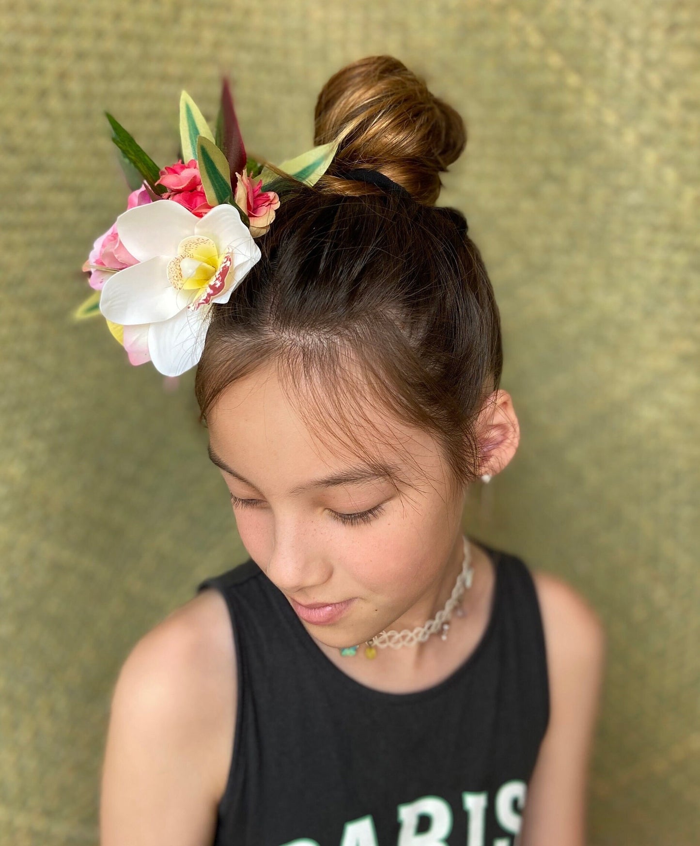 Hawaiian Orchid Rose Pixie Bride Graduation Hair Clip Tahitian Aparima Ahuroa Statement Piece Bridal Artificial Ti Leaf Hair Pin