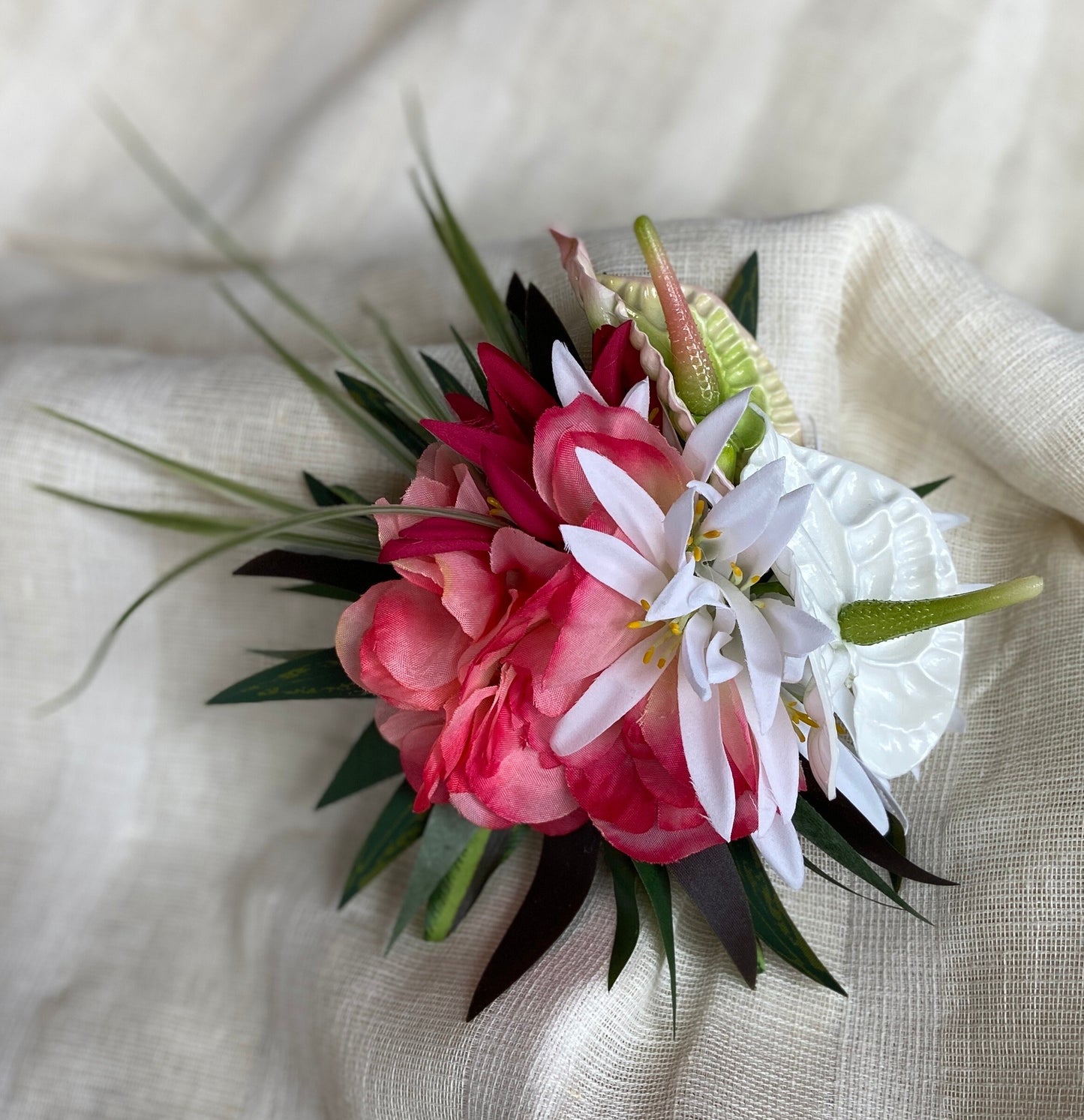 Royal Sunset Anthurium Hair Clip Tahitian Headdress Costume for Aparima Ahuroa Hula Statement Piece Bridal Plumeria Fascinator Hair Pin