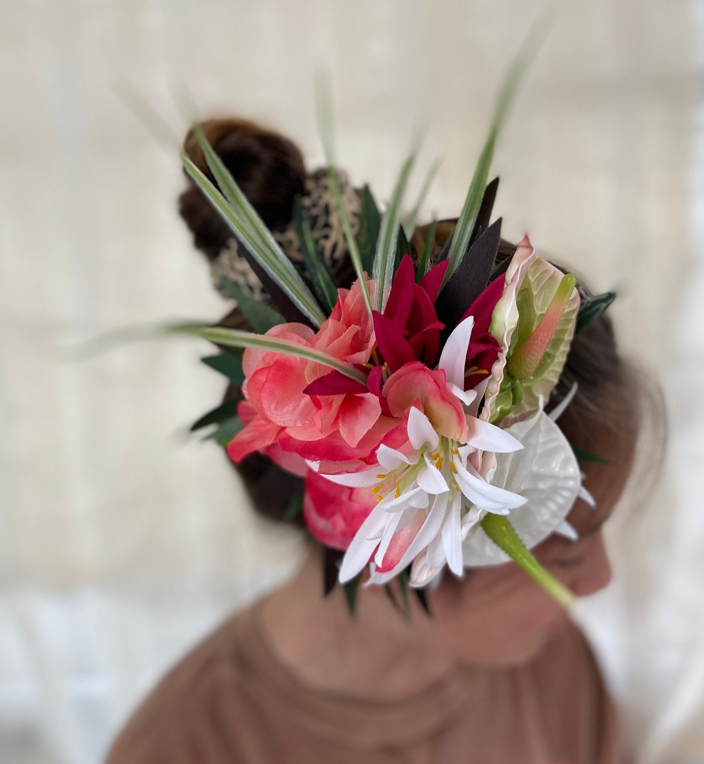 Royal Sunset Anthurium Hair Clip Tahitian Headdress Costume for Aparima Ahuroa Hula Statement Piece Bridal Plumeria Fascinator Hair Pin