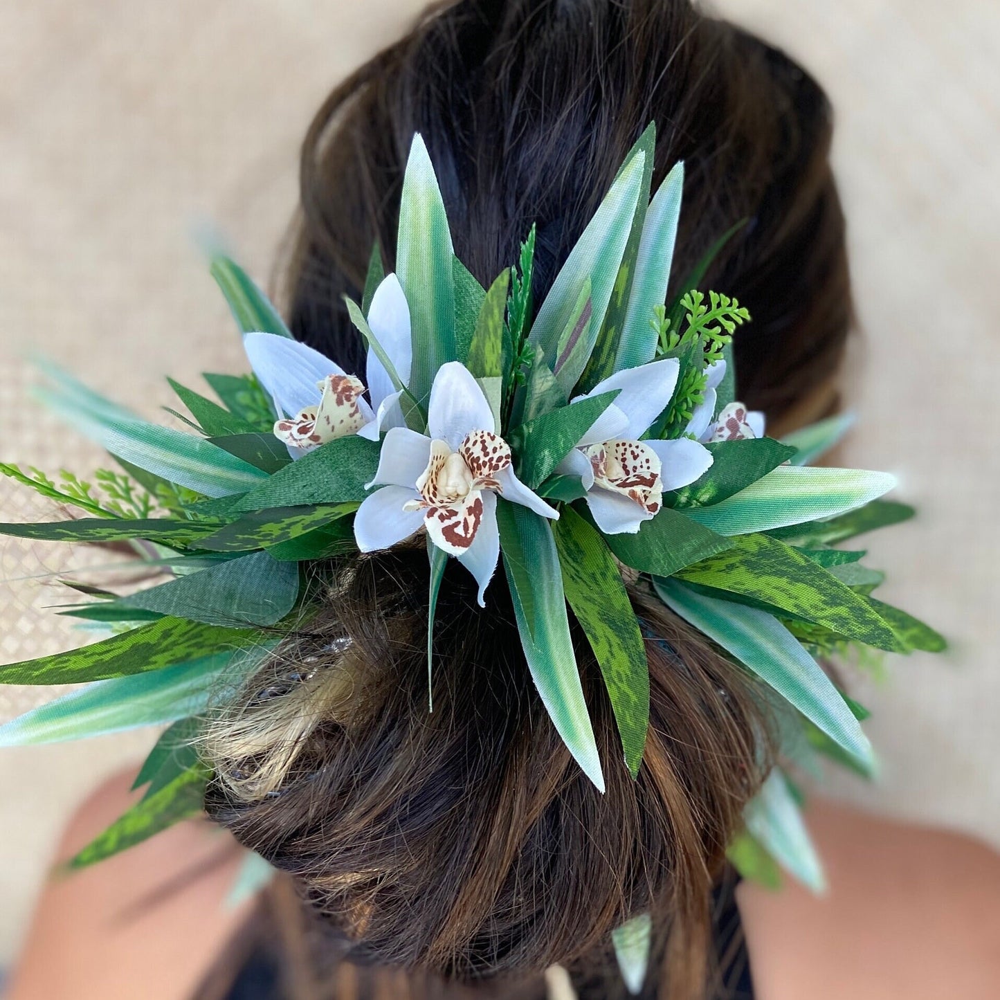 Orchid and Ti Leaf Kupe'e