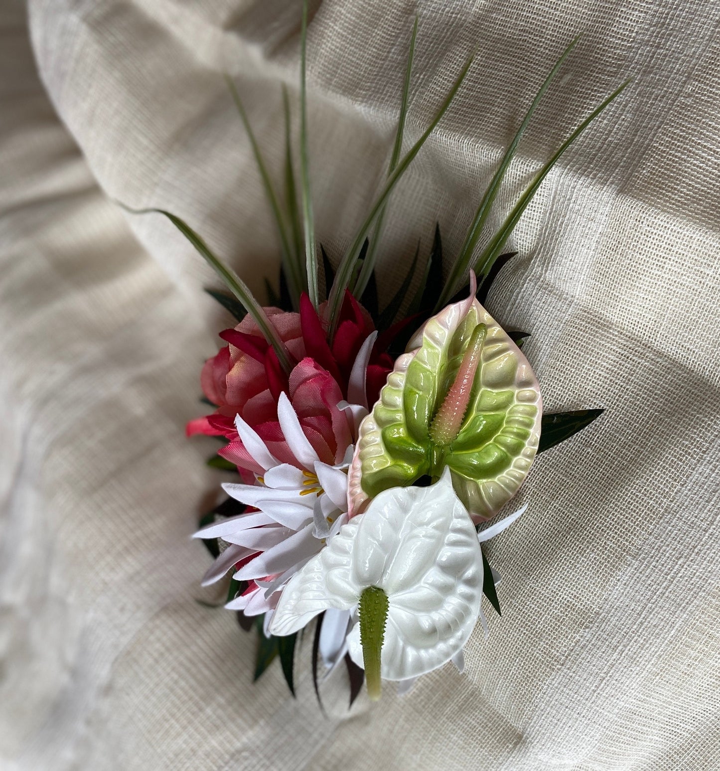 Royal Sunset Anthurium Hair Clip Tahitian Headdress Costume for Aparima Ahuroa Hula Statement Piece Bridal Plumeria Fascinator Hair Pin