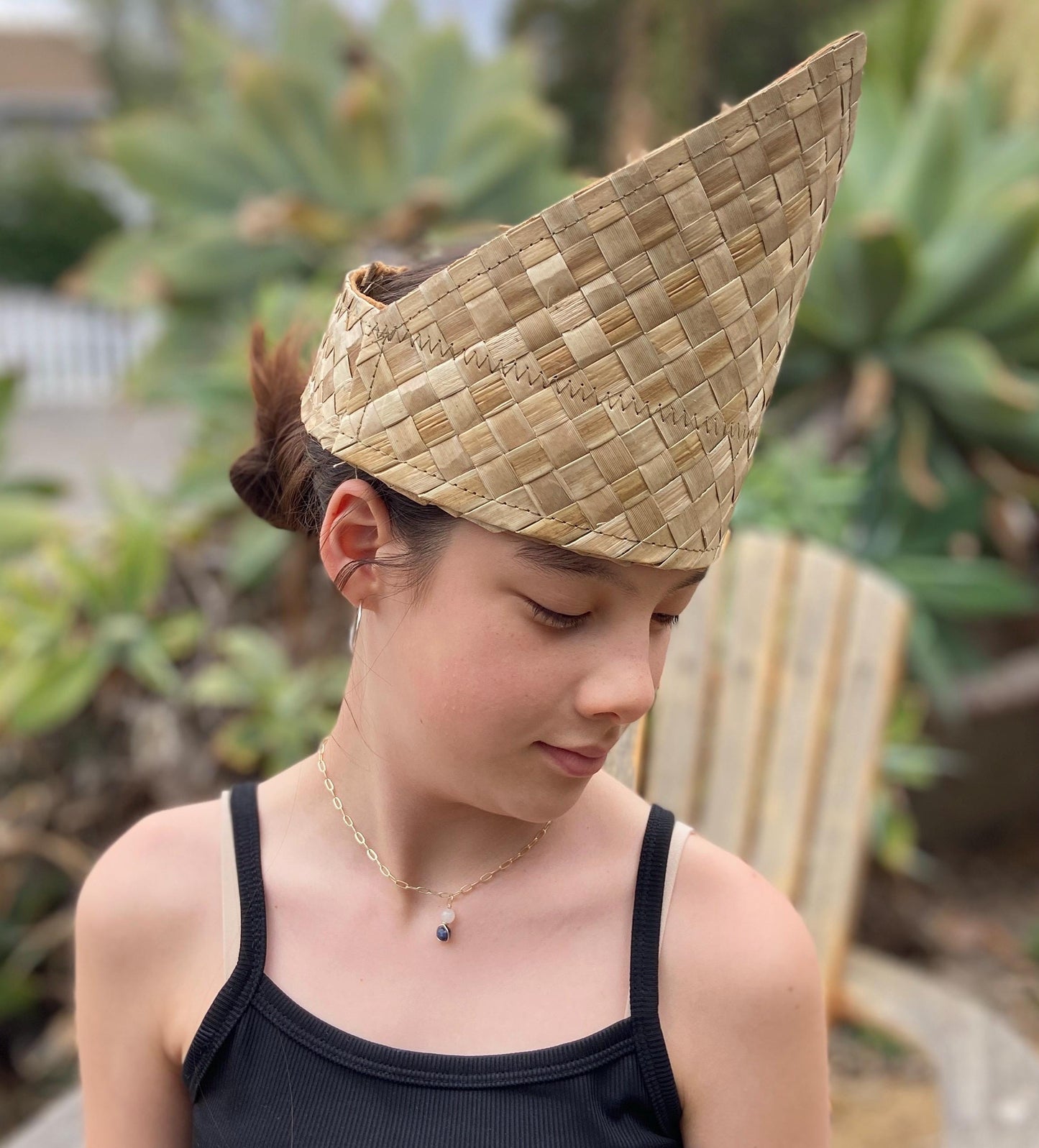 4"-8" Tall Wrapped Crown Lauhala Base