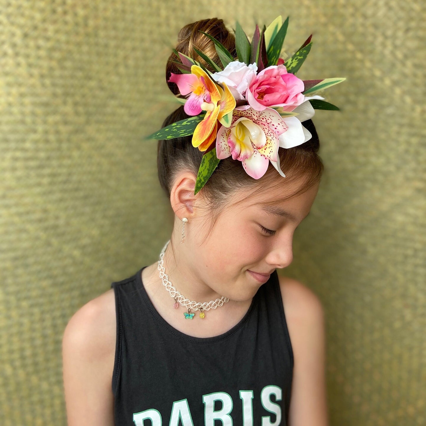 Hawaiian Orchid Rose Pixie Bride Graduation Hair Clip Tahitian Aparima Ahuroa Statement Piece Bridal Artificial Ti Leaf Hair Pin