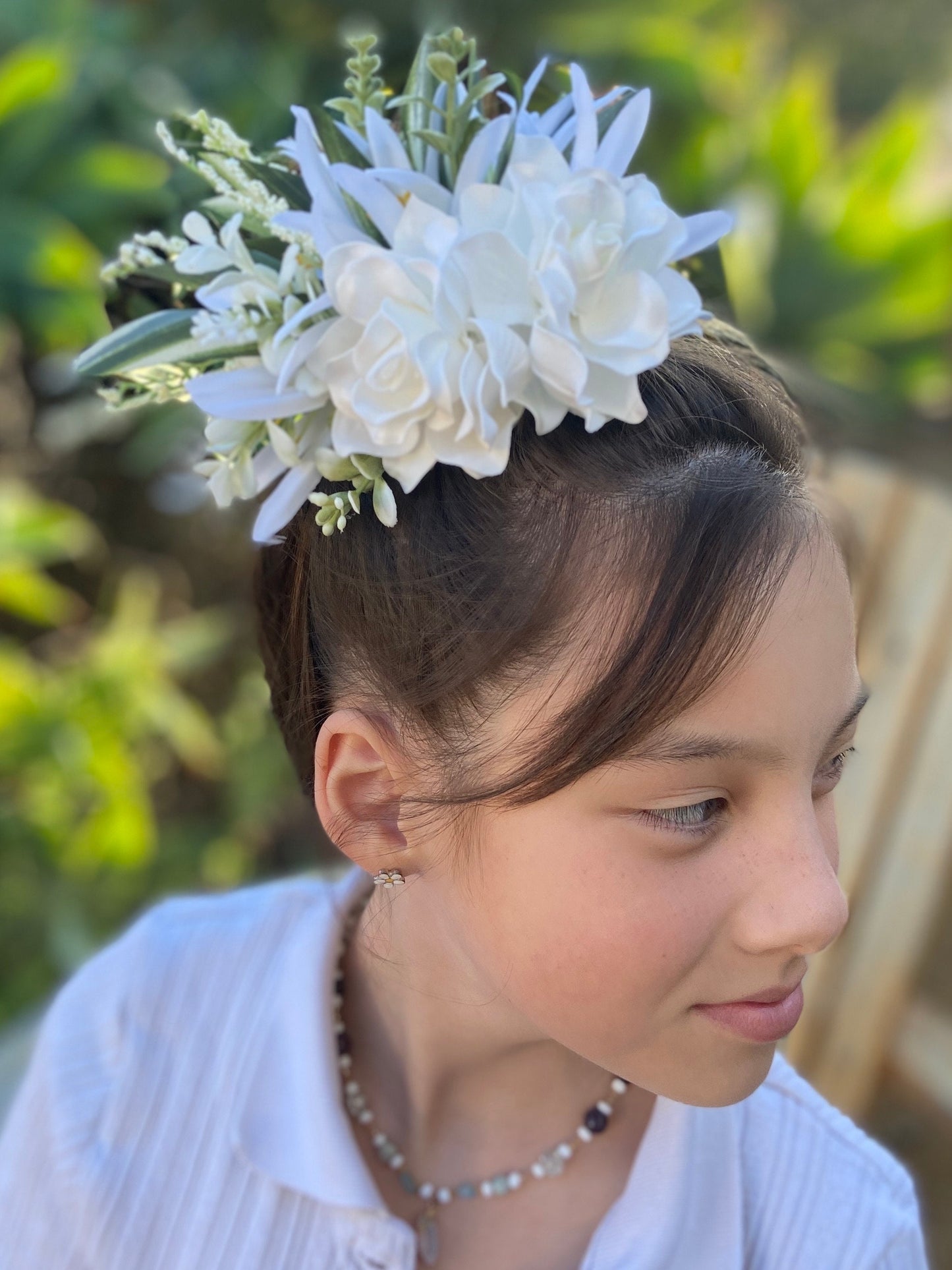Hawaiian Gardenia Pixie Bride Graduation Hair Clip Tahitian Aparima Ahuroa Statement Piece Bridal Artificial Ti Leaf Hair Pin
