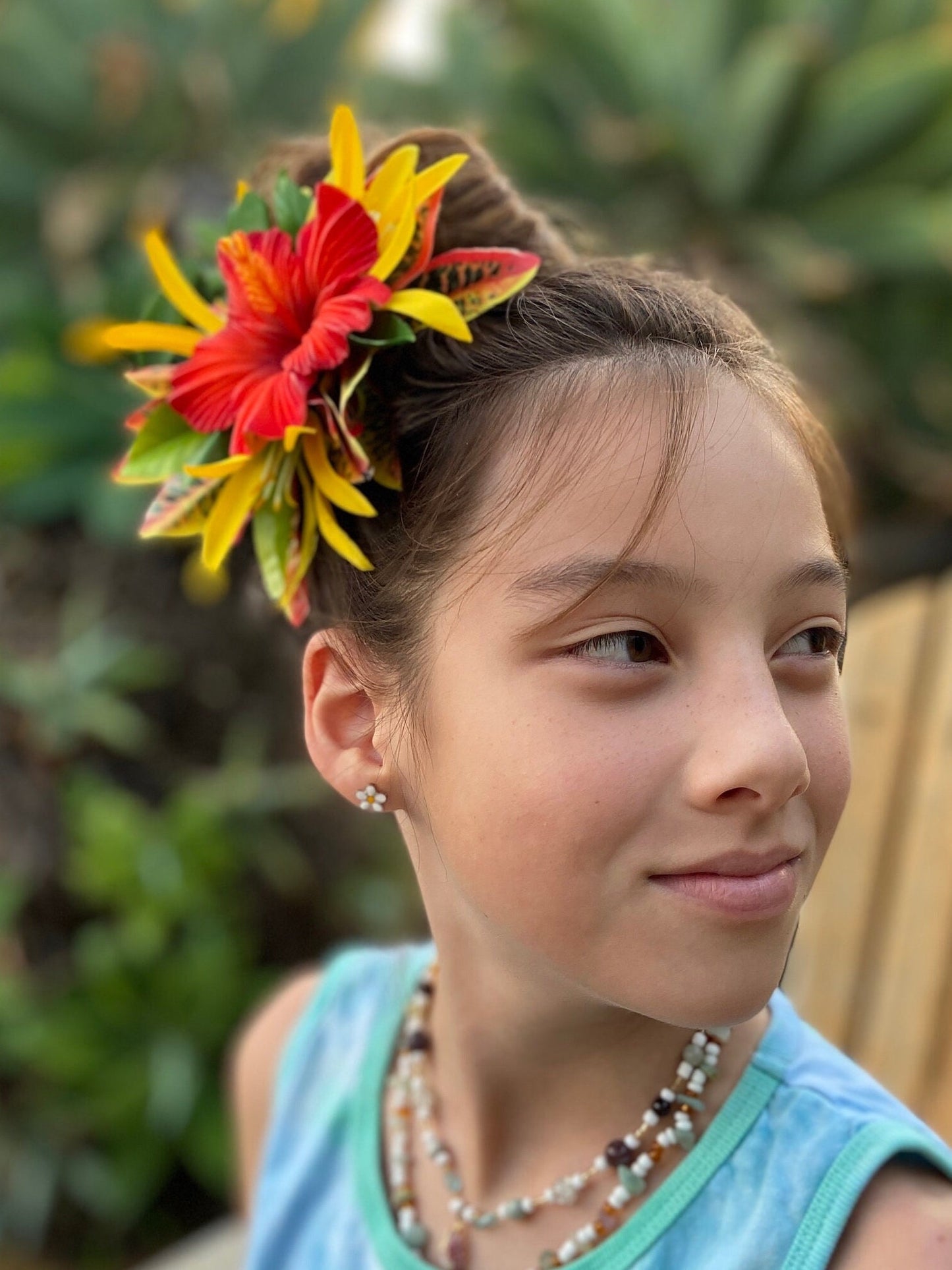 Ruffled Hawaiian Hibiscus Hair Clip Tahitian Headdress Costume Aparima Ahuroa Statement Piece Croton Maile Floral Artificial Ti Leaf Hairpin