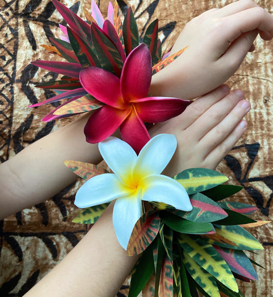 Plumeria and Croton Leaf Kupe'e
