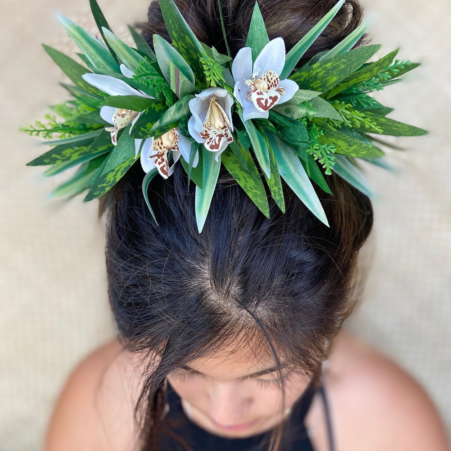 Orchid and Ti Leaf Kupe'e