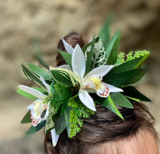 Orchid and Ti Leaf Kupe'e