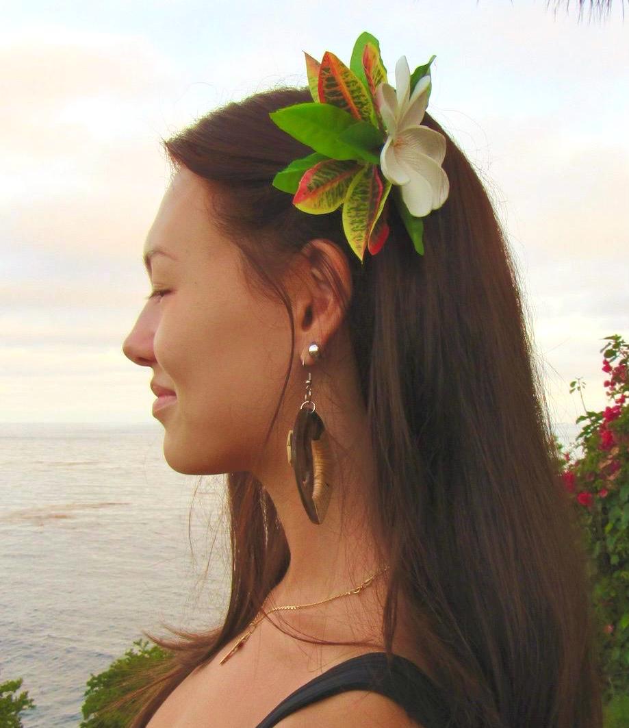 Tiare Tahiti Hair Clip Tahitian Gardenia Costume Accessories Maile & Croton Leaf Tropical Hairpin for Luau Mehura Aparima Ahuroa Otea Solo