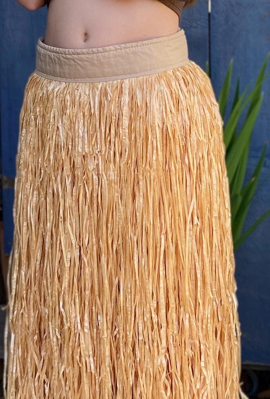 Premium Artificial Grass Skirt Mor’e Fiber Tahitian Hau with Velcro Band Extra Full 5 Layers Performance Quality Hapa Haole Polynesian Dance