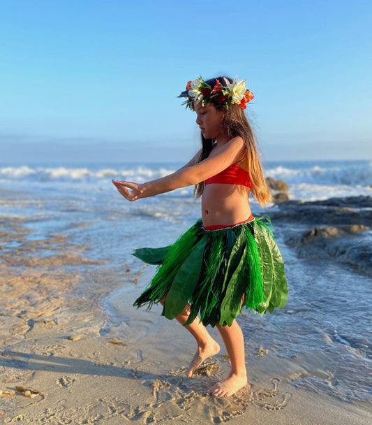 Keiki Silk Ti Leaf Skirt with Hawaiian Hau Mor'e Champion Grade Tamarii Premium Competition Quality Hula Kahiko Professional Photography