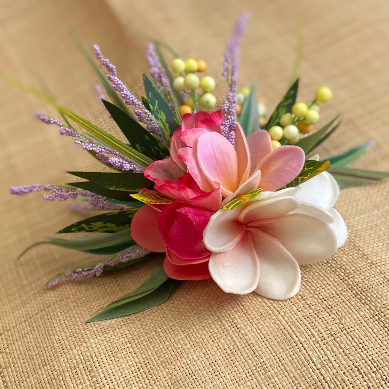 Hawaiian Plumeria Tulip Pixie Bride Graduation Hair Clip Tahitian Aparima Ahuroa Statement Piece Bridal Artificial Ti Leaf Hair Pin