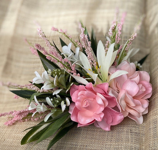 Hawaiian Gardenia Pixie Bride Graduation Hair Clip Tahitian Aparima Ahuroa Statement Piece Bridal Artificial Ti Leaf Hair Pin
