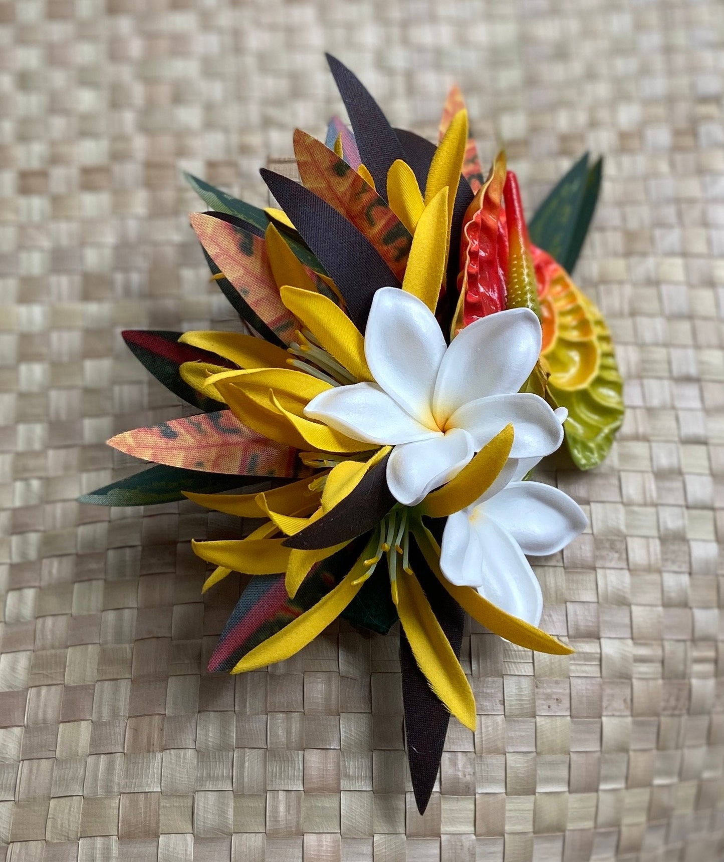 Royal Sunset Anthurium Hair Clip Tahitian Headdress Costume for Aparima Ahuroa Hula Statement Piece Bridal Plumeria Fascinator Hair Pin