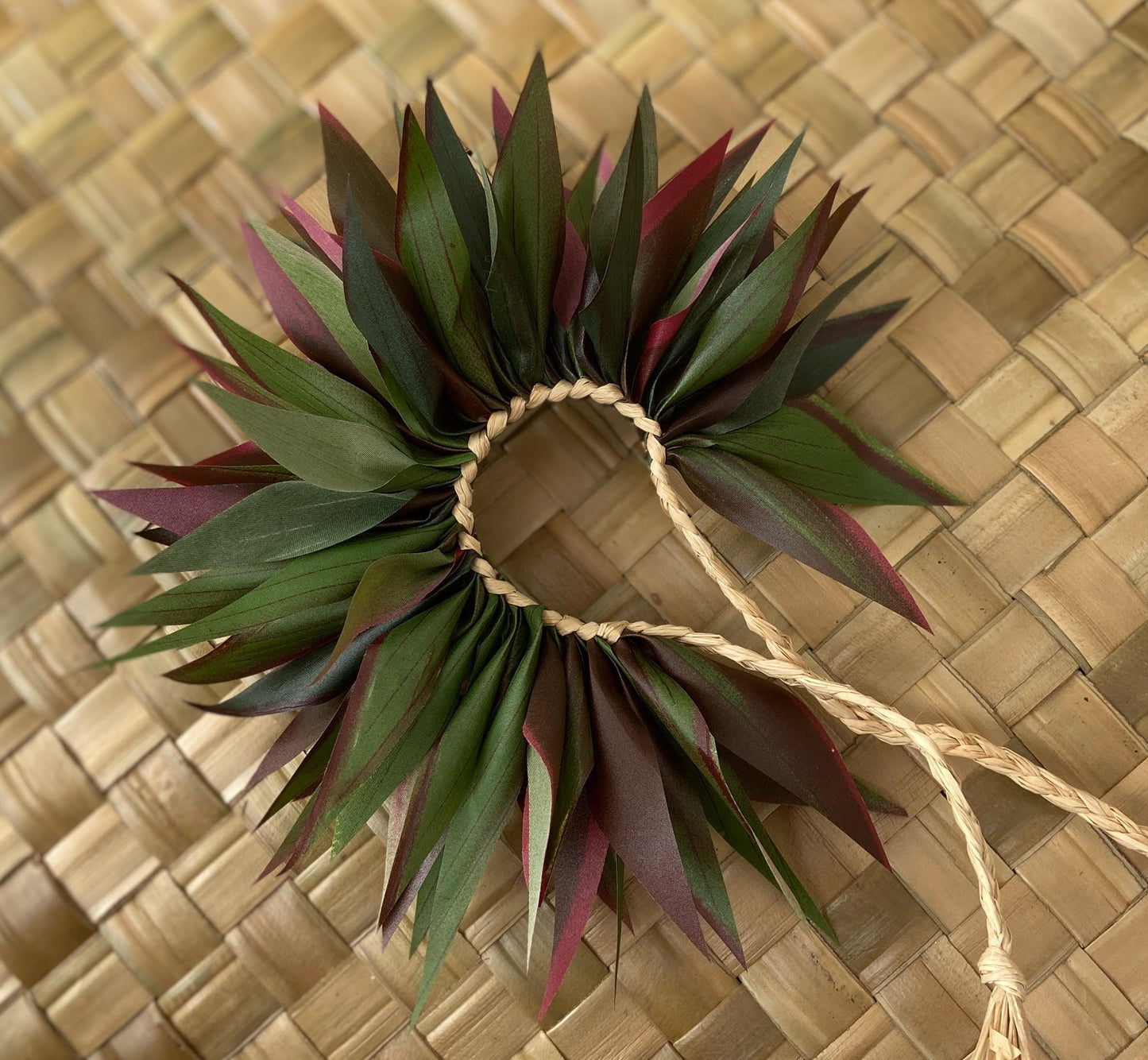 Hair Bun Wrap Premium Silk Ti Leaf Haku for Ori Tahiti Hula Kahiko Cook Islands Tongan Polynesian Dance Luau Beach Weddings Aloha Festivals