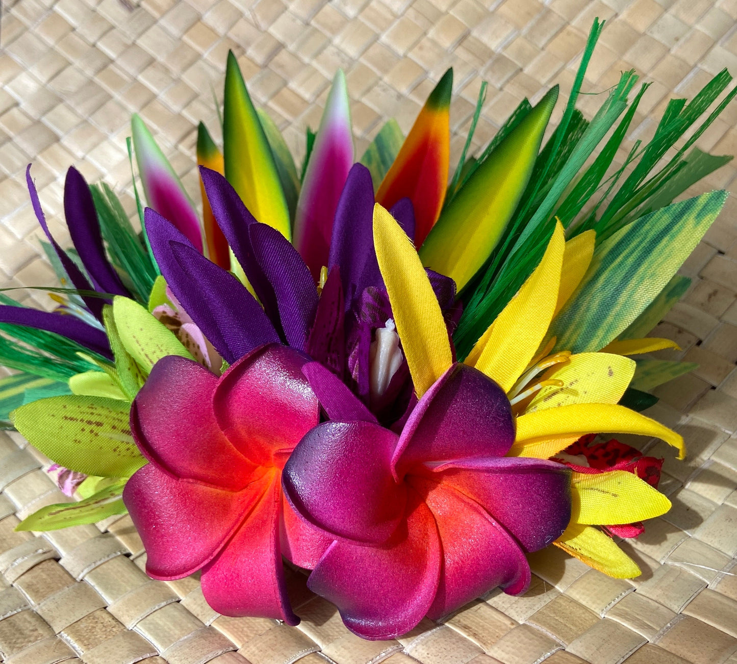 Polynesian Plumeria Hair Clip Tahitian Headdress Costume for Aparima Ahuroa Hula Statement Piece Bridal Heliconia Orchid Fascinator Hair Pin