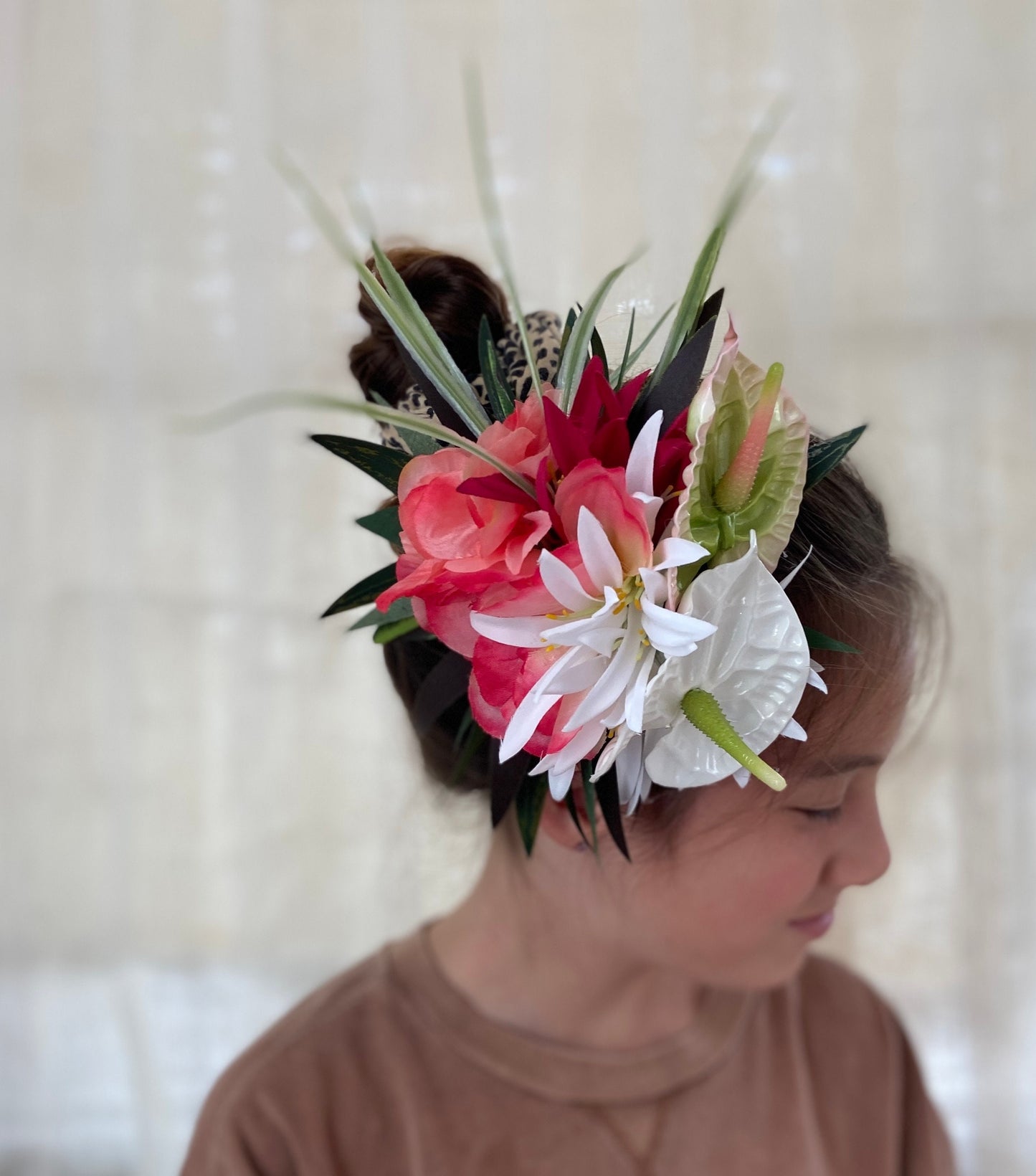 Royal Sunset Anthurium Hair Clip Tahitian Headdress Costume for Aparima Ahuroa Hula Statement Piece Bridal Plumeria Fascinator Hair Pin